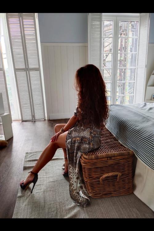 Проститутка Катерина , Питера у метро Московская