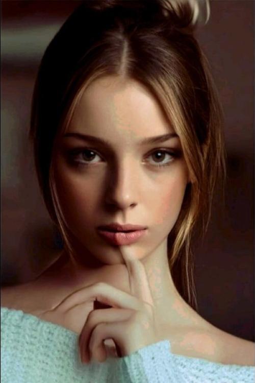 Проститутка кира, в Питере у метро Проспект Ветеранов