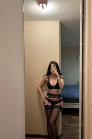 Проститутка Катя Инди, в Питере у метро Парк Победы