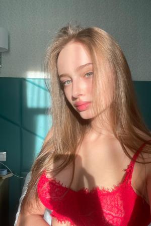 Проститутка Стефа, Питера у метро Чернышевская