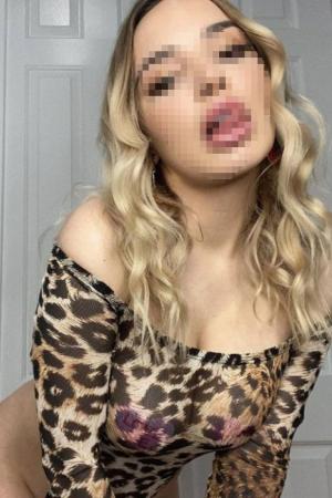 Проститутка Таня, в Питере у метро Технологический институт