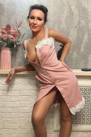 Проститутка Ира, Питера у метро Комендантский проспект