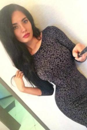 Проститутка Марта, Питера у метро Петроградская