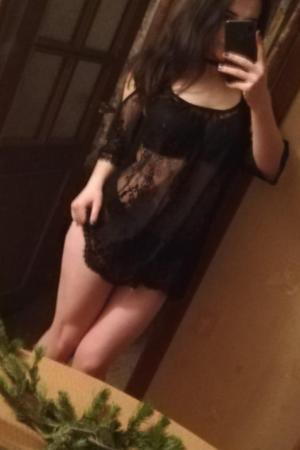 Проститутка Алина, СПб у метро Московская