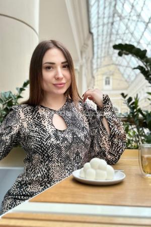 Проститутка Саша, в Питере у метро Адмиралтейская