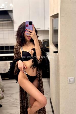 Проститутка Крис, в Питере у метро Крестовский остров