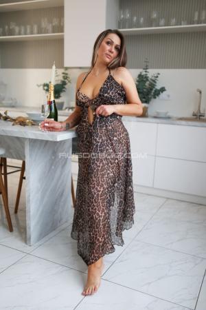 Проститутка Юлия, в Питере у метро Горьковская