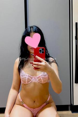 Проститутка Карина, в Питере у метро Площадь Александра Невского