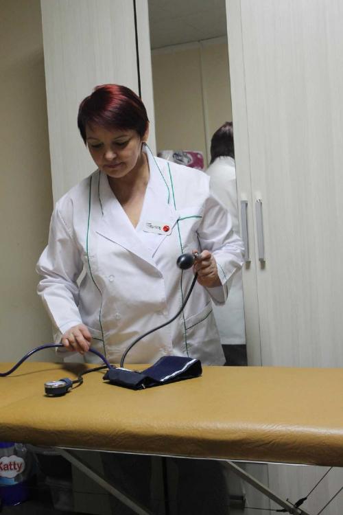 Проститутка Эля, Москва у метро Пражская