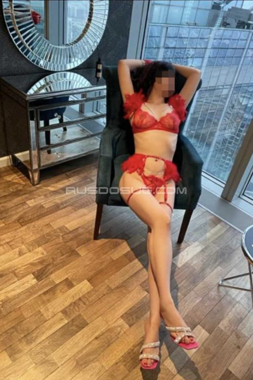 Проститутка Самия, Москва у метро Селигерская