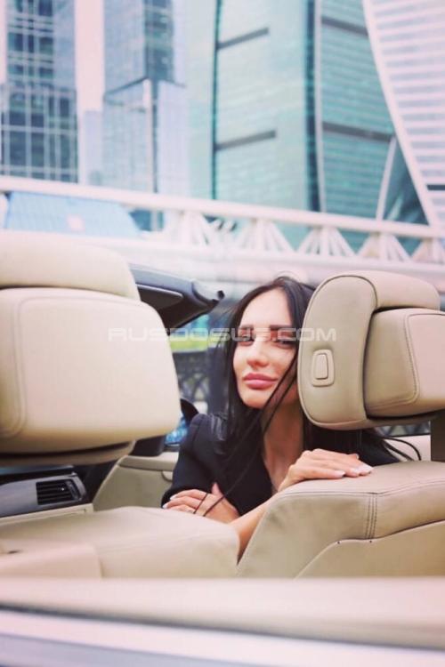 Проститутка Александра, Москвы у метро Улица 1905 года