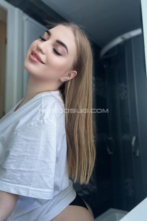 Проститутка Милана, Москва у метро Юго-Западная Проститутка Милана, Москва у метро Юго-Западная