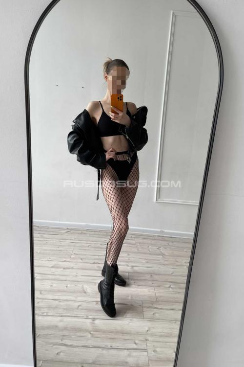 Проститутка Маша, Москва у метро Аэропорт