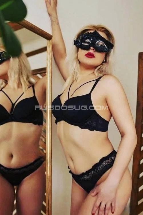 Проститутка Маргарита, Москвы у метро Улица 1905 года