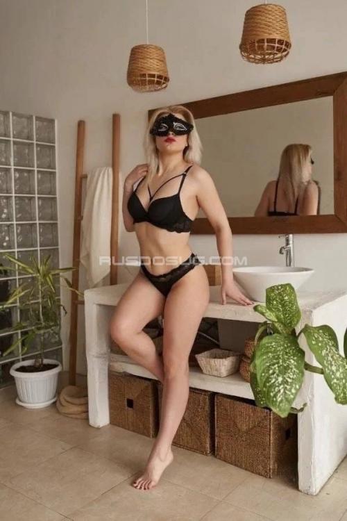 Проститутка Маргарита, Москвы у метро Улица 1905 года