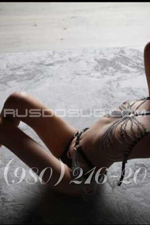 Проститутка Айза, Москва у метро Киевская