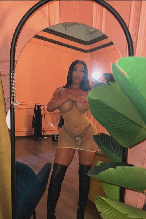 Проститутка Лариса , в Москве у метро Авиамоторная