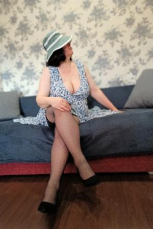 Послушная ВЗРОСЛАЯ ШЛЮШКА МАРЬИНО | Частные объявления шлюх в Москве