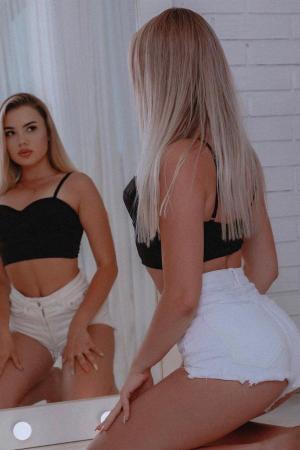 Проститутка Агата, в Москве у метро Алексеевская